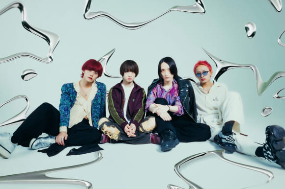 【新品】KiU × RUSH BALL 限定グッズ万能傘/出演者名入【夏フェス】 GOODS | RUSH BALL 2025